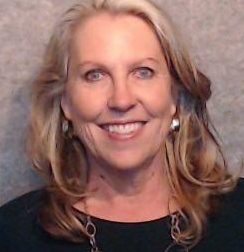 Shelly Fischer headshot